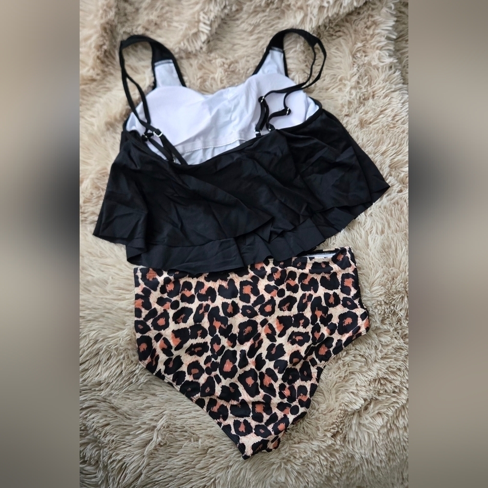 OMKAGI Tankini #1069 NWOT - Picture 3 of 11